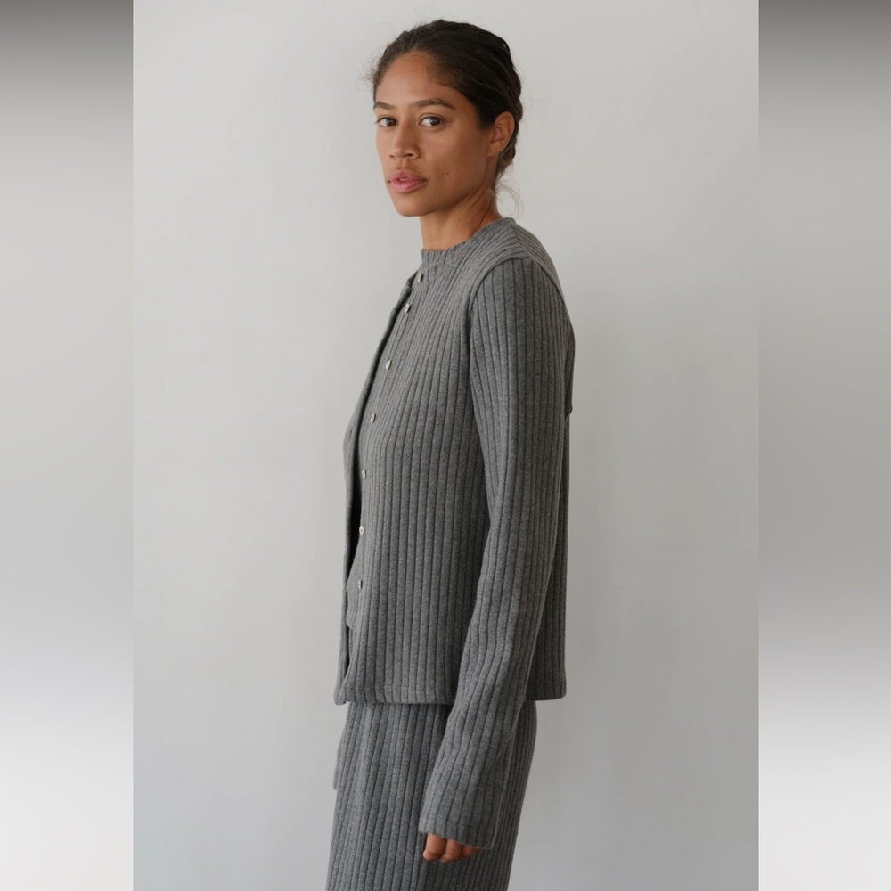Donni Rib Cardigan - Picture 2 of 16
